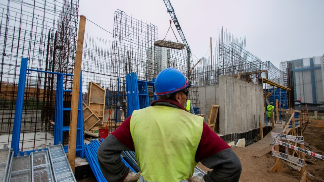Carabineros detuvo a un obrero acusado de robar y abusar a joven en Concón