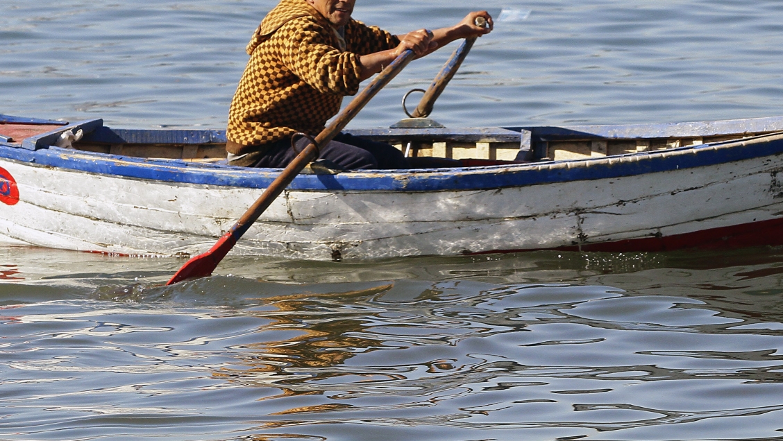 Constitución: Pescador desapareció tras volcar embarcación
