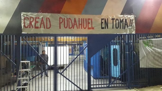Funcionarios tomaron Cread de Pudahuel: Acusan hacinamiento y agresiones