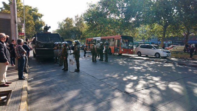 Vendedor ambulante falleció al ser atropellado tras huir de Carabineros