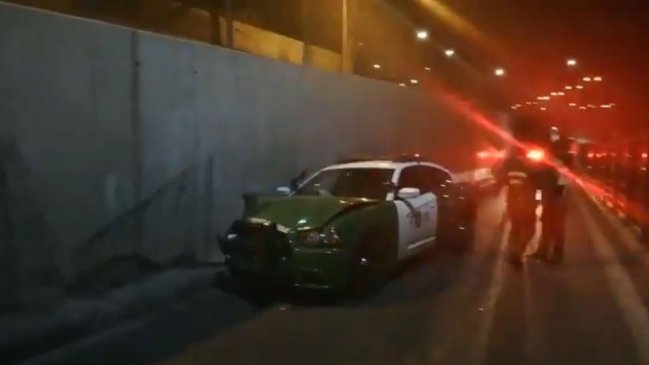 Delincuentes robaron auto, asaltaron transeúntes y chocaron en persecución