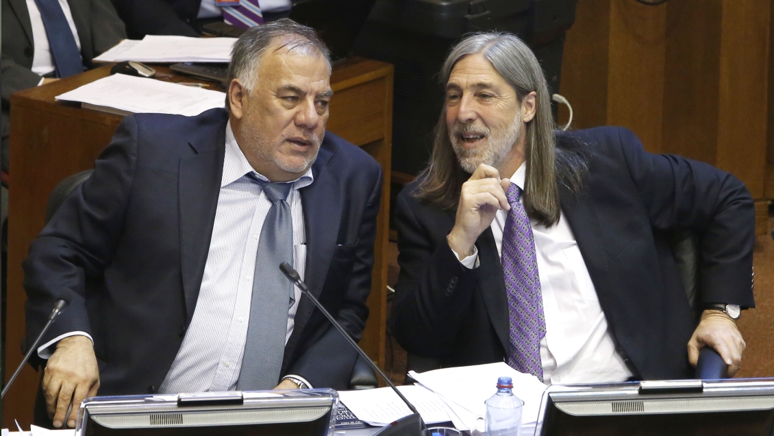 Andrade pide al PS medidas contra Letelier por cita con Abbott