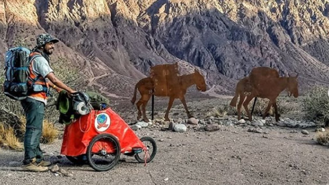 Monje brasileño que viaja a lo 