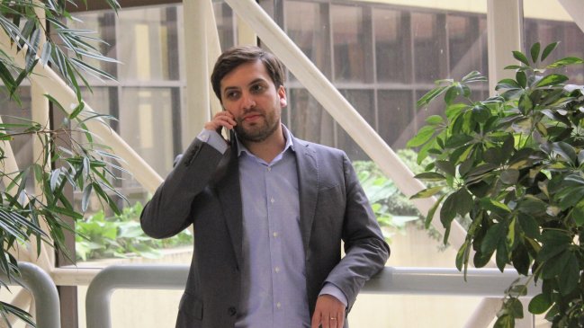 Diputado Soto sigue en 