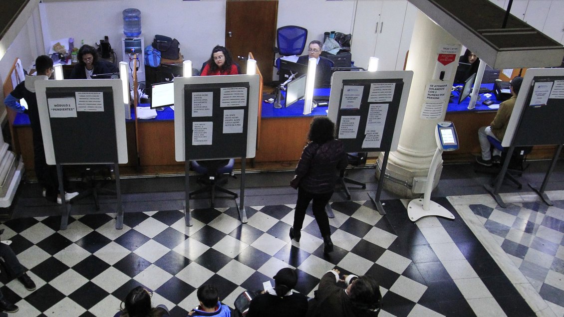 Campaña busca que vigencia del carnet de identidad sea permanente para mayores de 60 años