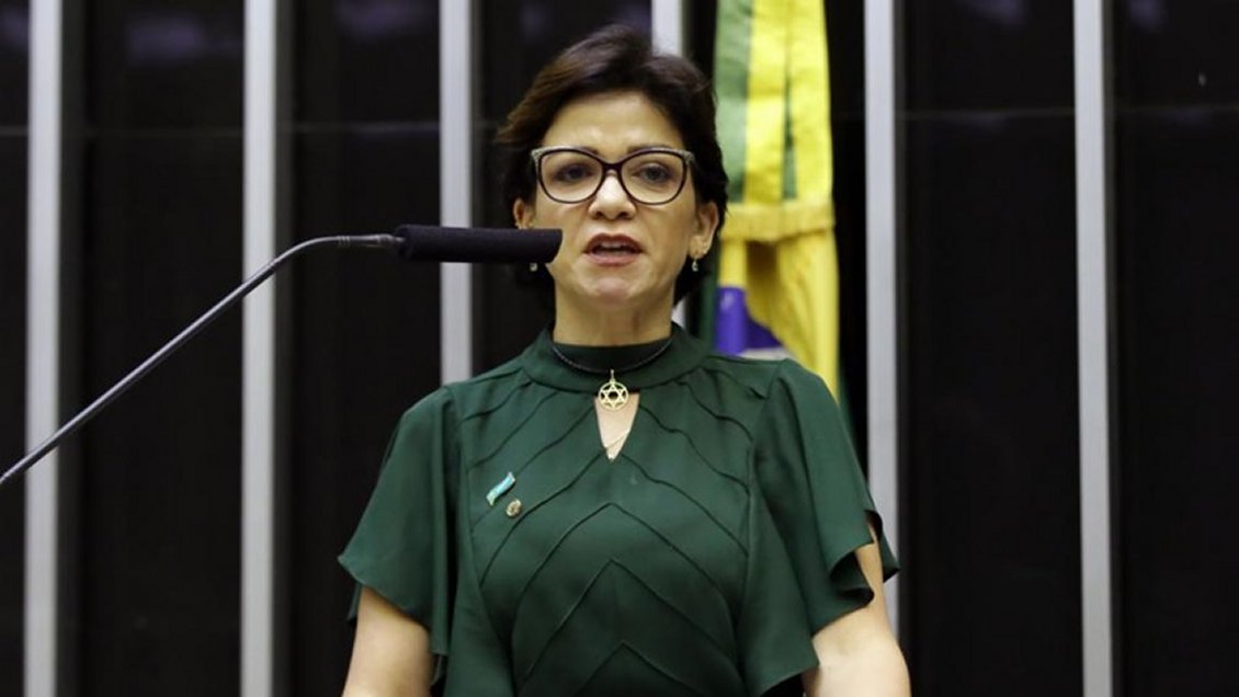 Brasil: Diputada dice que fue amenazada de muerte por el ministro de Turismo