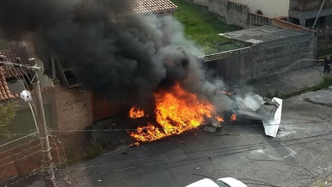 Piloto de avioneta murió tras estrellarse en una calle de Belo Horizonte