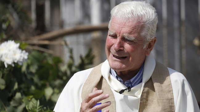 Sacerdote Mariano Puga reveló que padece cáncer linfático