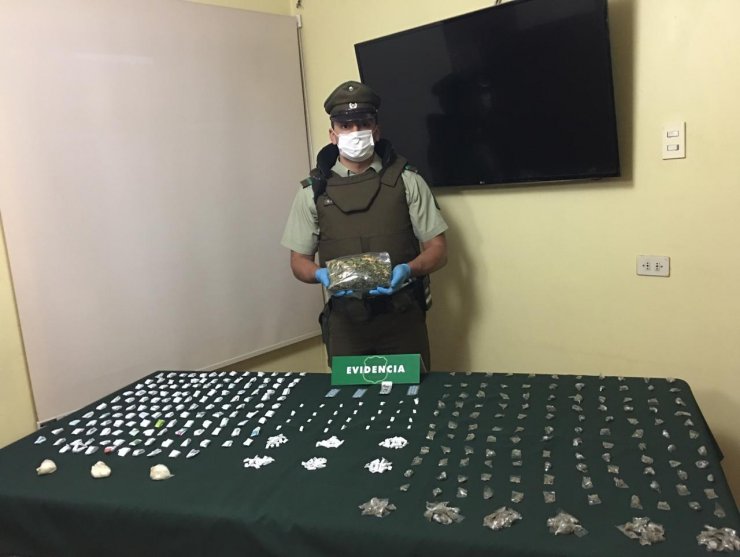 Carabineros incautó más de 2.500 dosis de droga en el 