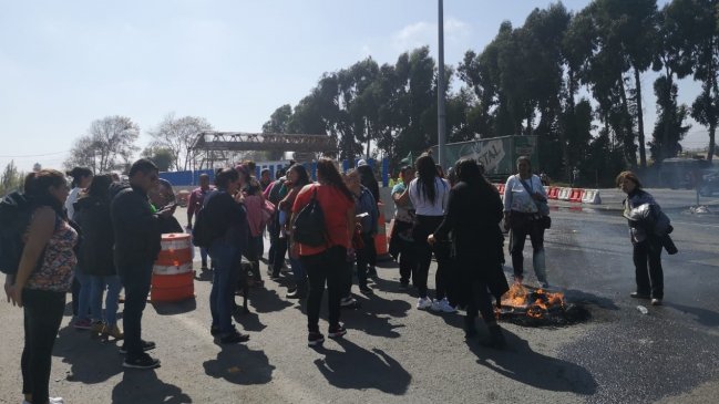 La Serena: Comité de vivienda levantó barricadas en la Ruta 5 Norte