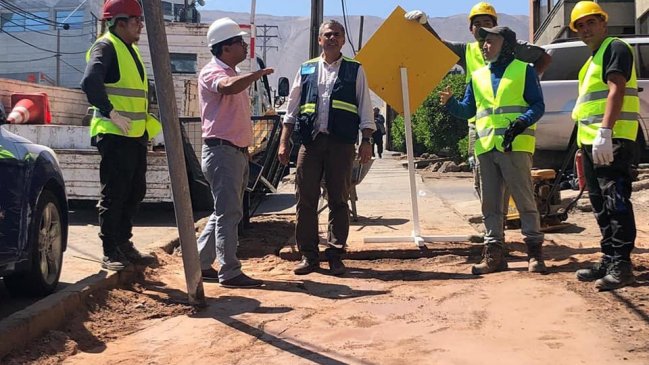 Comienzan reparaciones de aceras y calzadas afectadas por las lluvias en Iquique