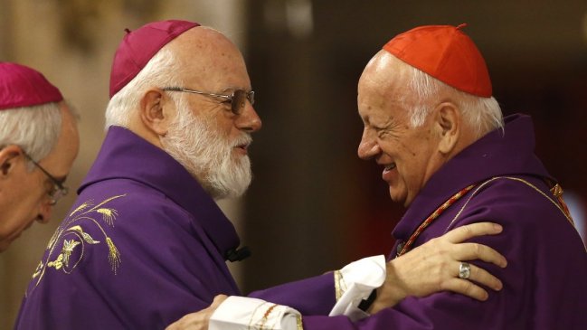 Ezzati reapareció en la Catedral de Santiago en misa de Jueves Santo