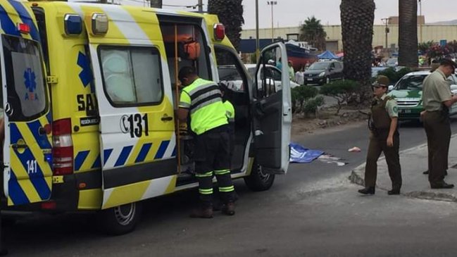 Arica: Mujer murió apuñalada en plena vía pública por su ex esposo