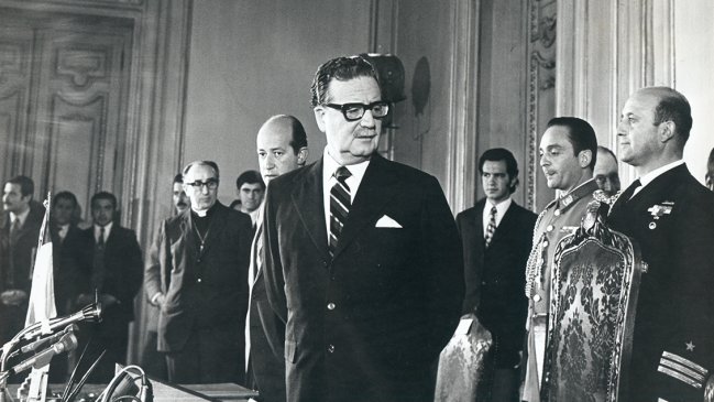  Roban objetos patrimoniales de Salvador Allende  