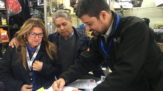 Injuv suma siete convenios de tarjeta joven en Los Ángeles