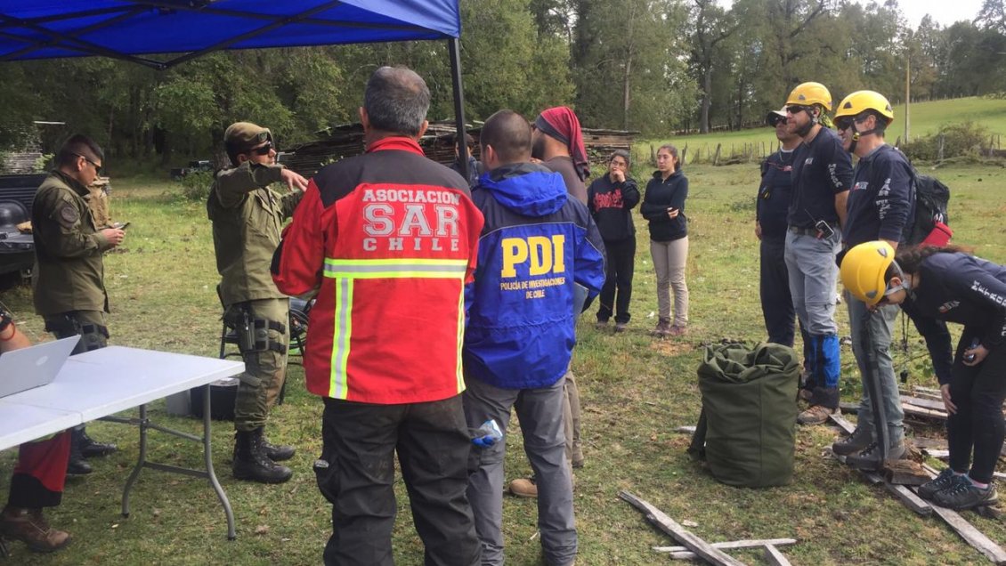 Harán pruebas de ADN a sangre encontrada en frazada y vehículo de imputado por homicidio