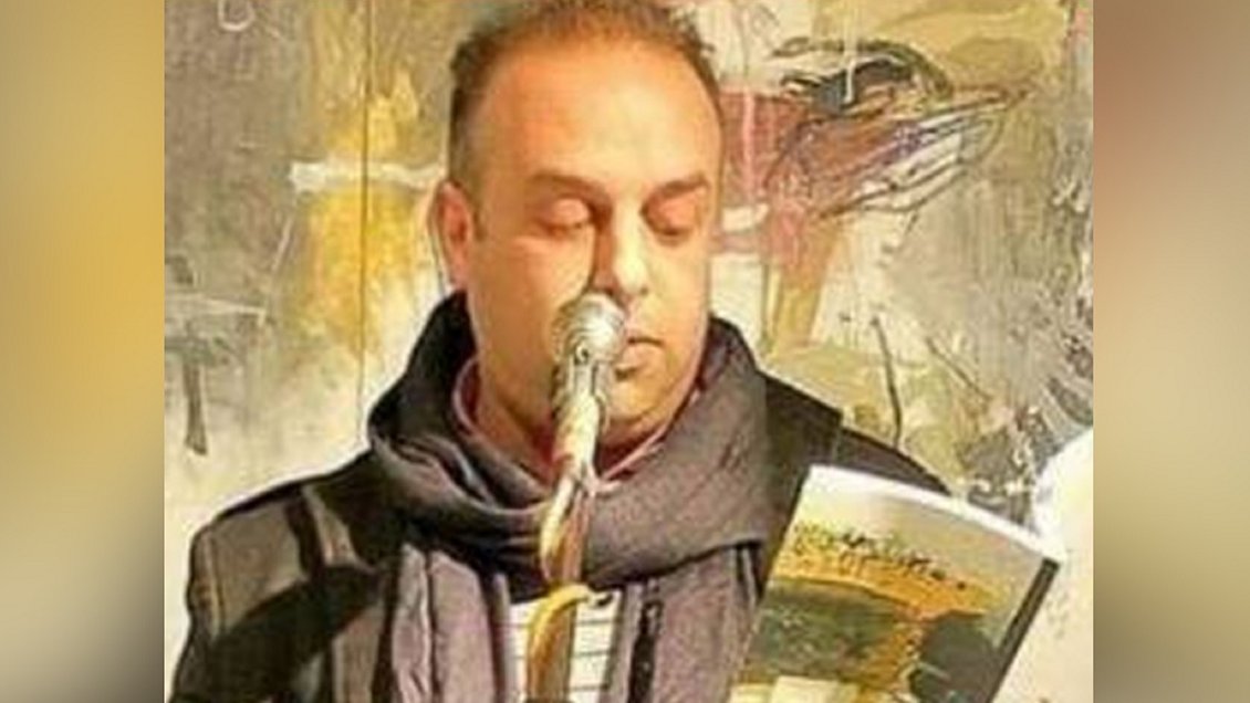 Poeta murió electrocutado cuando iba a tomar la palabra