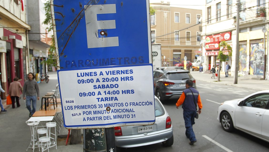 Valparaíso: Contraloría advirtió sobreexplotación de parquímetros y perjucios al municipio