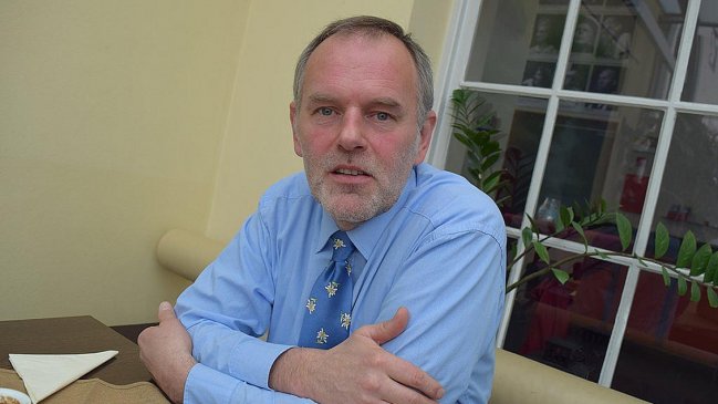 Concejal ultranacionalista austríaco dimitió tras comparar a los inmigrantes con ratas