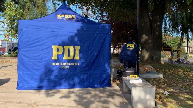 Padre entregó a su hijo a la policía: Llegó a la casa con un brazo humano