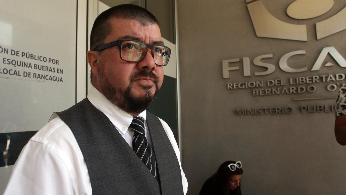 Defensa de alcalde de Rancagua pidió investigar penalmente al fiscal Moya