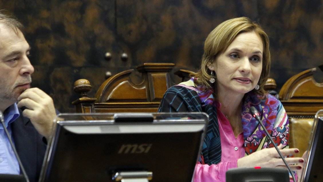 Parlamentarios indignados con líder de isapres: Proponen vetarlo en debate de la reforma