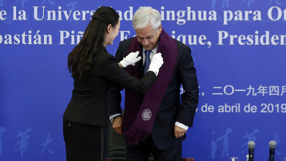 Presidente Piñera recibió el grado Doctor Honoris Causa en China