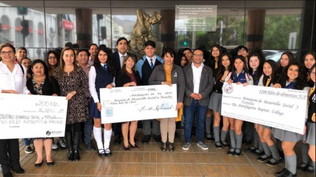 Con donación de alimentos y útiles de aseo partió Campaña de Invierno en Antofagasta