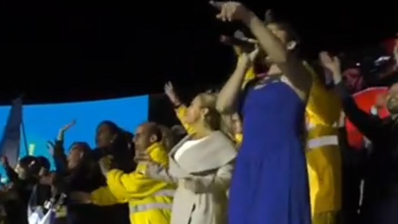 Alcaldesa Cathy Barriga bailó en su cuenta pública