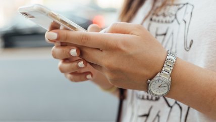 Llegó a Chile servicio de citas Facebook Parejas