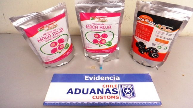 Tarapacá: Prisión preventiva para mujer que portaba cocaína en envases de harina de maca