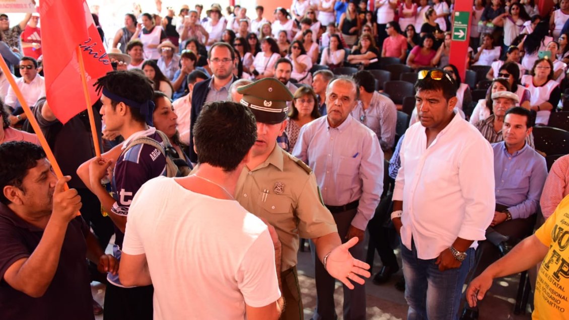 Incidentes empañaron la conmemoración del Día del Trabajador en Arica