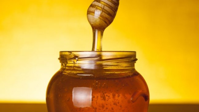 Bebé de seis meses murió por comer miel en Japón