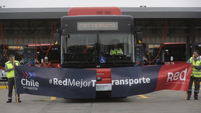 Transporte público: Gobierno promete mismo estándar de Santiago para regiones