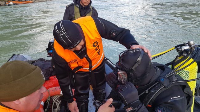 GOPE de Puerto Montt se suma a búsqueda de hombre desaparecido tras caer al Río Baker