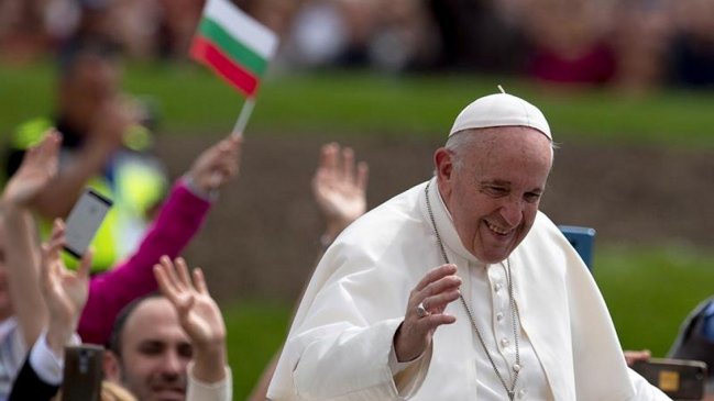  Papa Francisco pidió no cerrar el corazón a los migrantes  