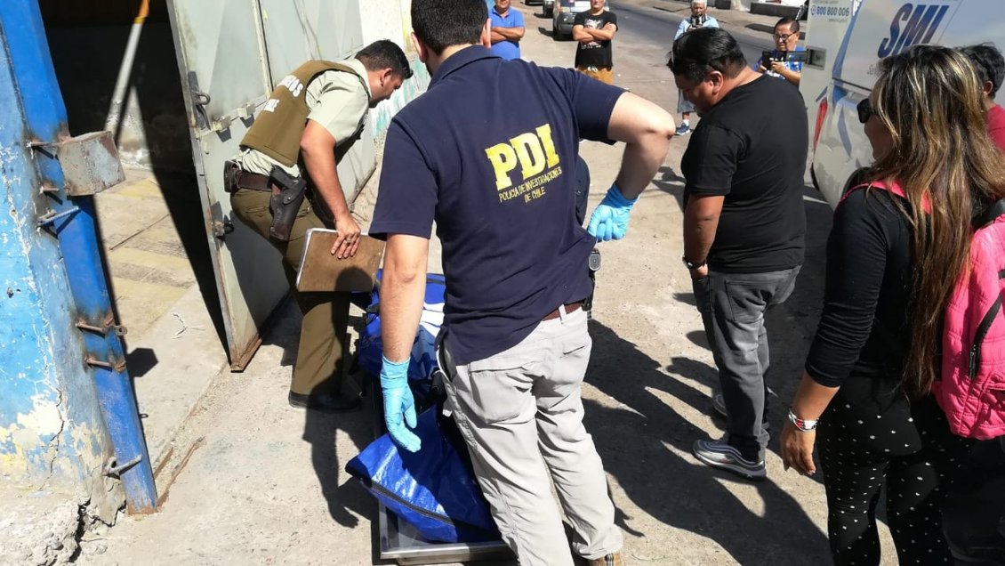 Investigan la muerte de un hombre encontrado al interior de una maestranza en Antofagasta