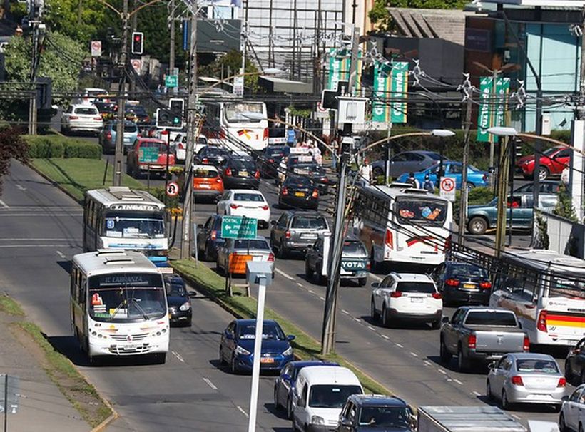 Colectivos y micros subirán pasajes en Temuco y Padre las Casas
