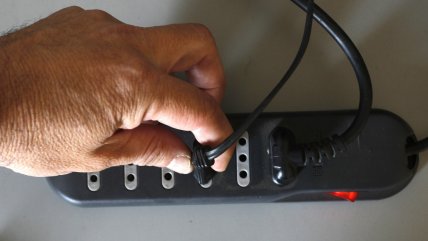  CNE desestima renegociar contratos por alzas en cuentas de la luz  