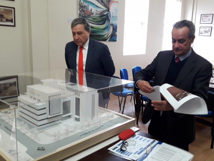 Poder Judicial firmó el traspaso de terrenos para construcción del Centro de Justicia de Chillán