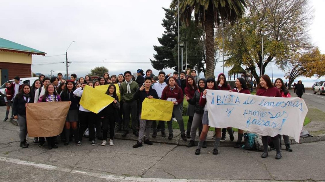Alcalde de Frutillar se reunió con estudiantes ante nuevas movilizaciones