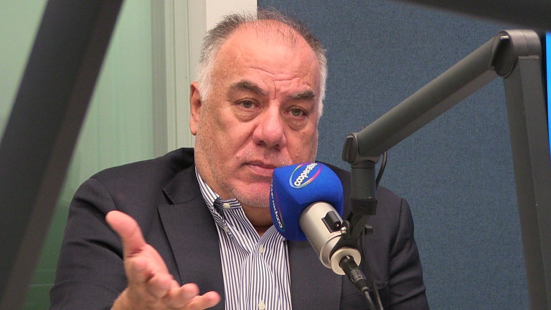 Andrade pide que Piñera convoque acuerdo nacional por crisis de las instituciones