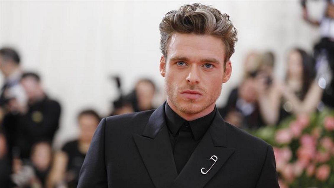 Richard Madden negocia unirse a Angelina Jolie en 