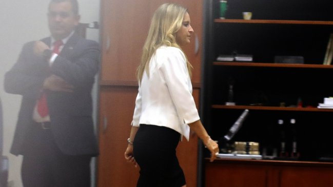 Ministra Rutherford acusó a cuatro militares (r) por fraude al Fisco