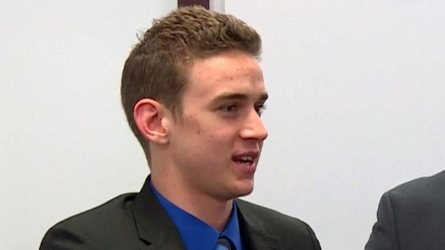 Estudiante suspendido de escuela por no querer vacunarse se contagió de varicela