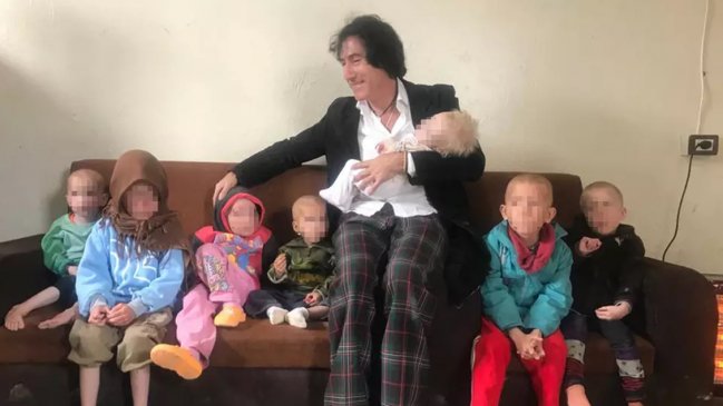 Los niños de ascendencia chilena rescatados de Siria ya están en Suecia