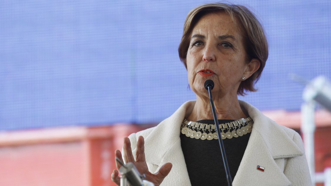 Ministra Hutt: Tren entre Santiago y Melipilla estará operativo en 2025