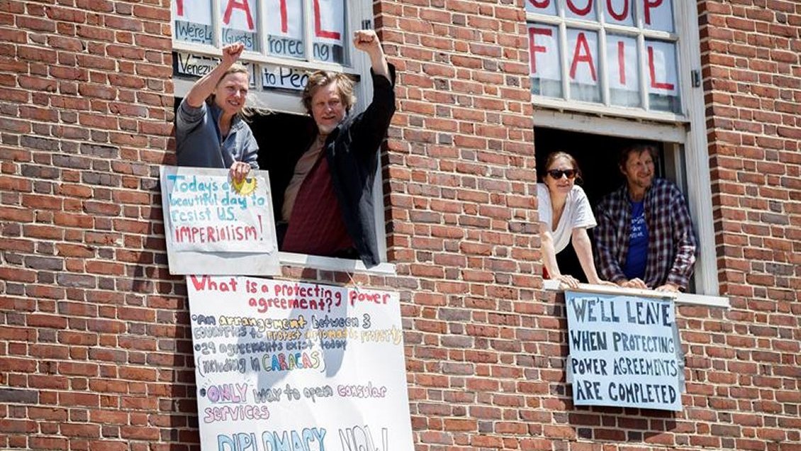 Detuvieron a últimos activistas que quedaban en la Embajada de Venezuela en EE.UU.