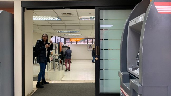 Operativo policial tras robo a sucursal de Banco Estado en Valdivia