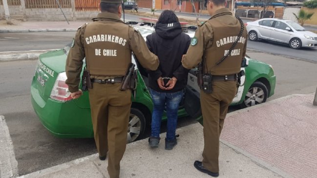 Mujer con prontuario fue detenida tras violento robo a un adulto mayor